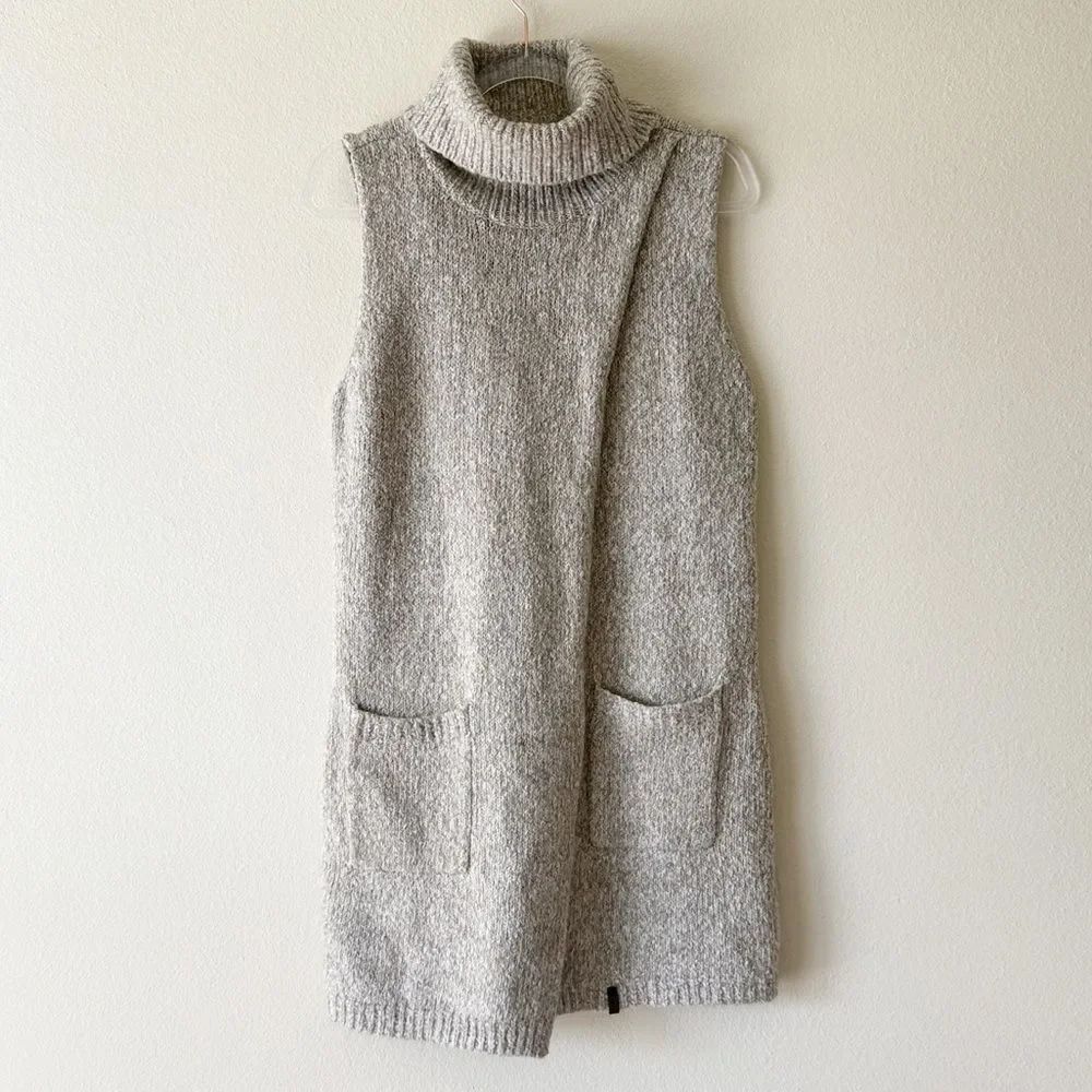 RUDSAK Knit Turtleneck Sleeveless Split Hem Tunic Sweater Dress